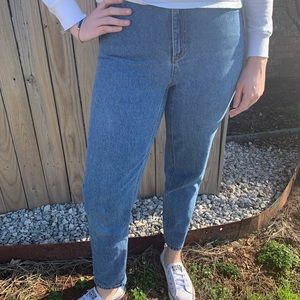 The Perfect Mom Jeans
